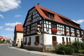 Гостиница Gasthaus & Hotel Zur Linde  Хермсдорф